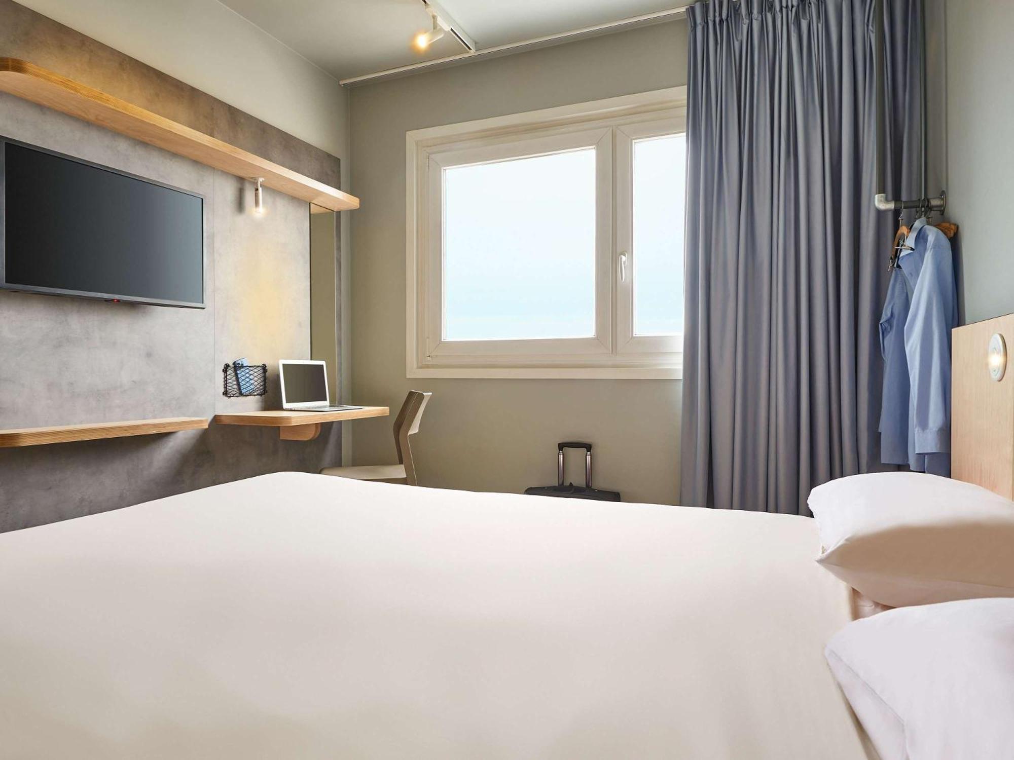 Ibis Budget Paris Porte D'aubervilliers Hotel
