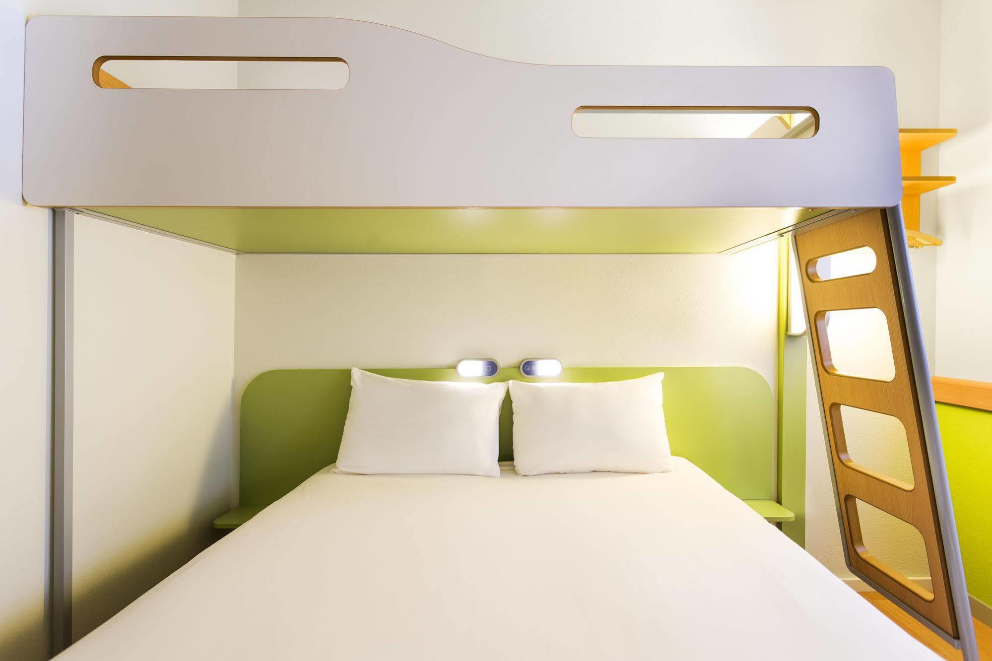 Hotel Ibis Budget Paris Porte D'aubervilliers 2*